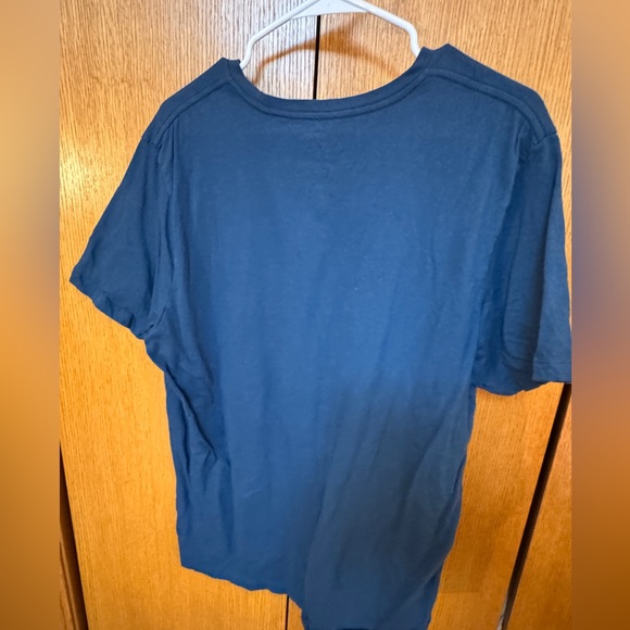 Old Navy graphic t-shirts - Picture 2 of 8